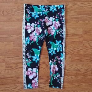 Floral Crop Leggings
